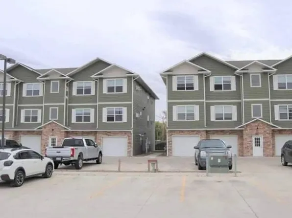 Sunland Apartments Building 806, 806 3rd St NW #B, Sidney, MT 59270