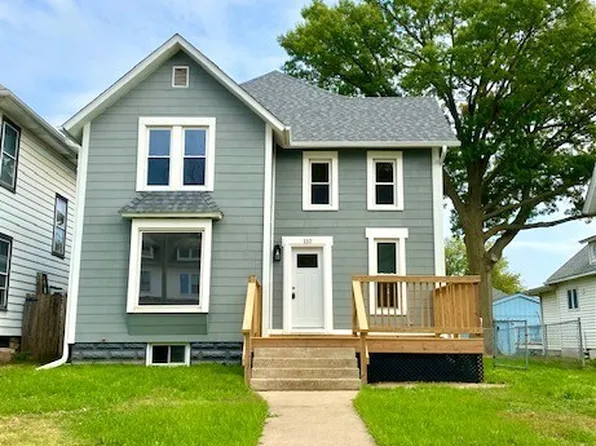 110 7th Ave, Sterling, IL 61081