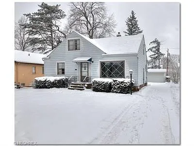 5211 Lynd Ave photo 1