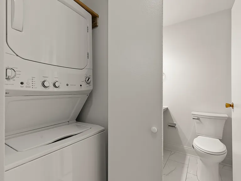 5821 Oakwood Dr #A — Photo 11