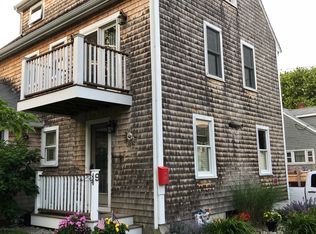 9 E St, Hull, MA 02045