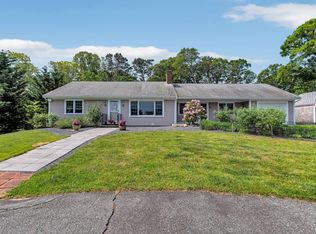 25 Pheasant Cove Cir, Yarmouth Port, MA 02675