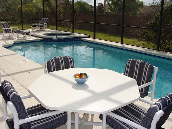 3rd image of 5426 Crepe Myrtle Cir