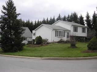 3096 Grandview Rd, Hanover, PA 17331