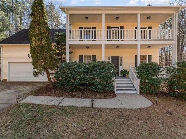 2010 Brass Ct, Franklinton, NC 27525