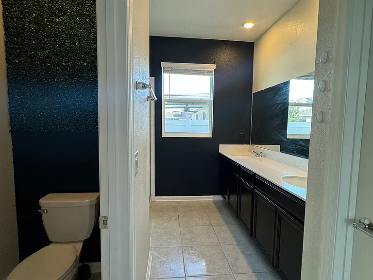 139 Pershing St — Photo 17