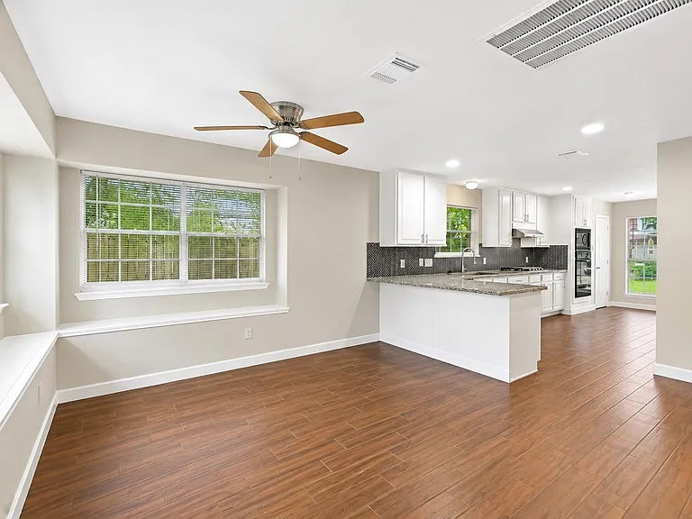 19002 Timber Way Dr — Photo 8