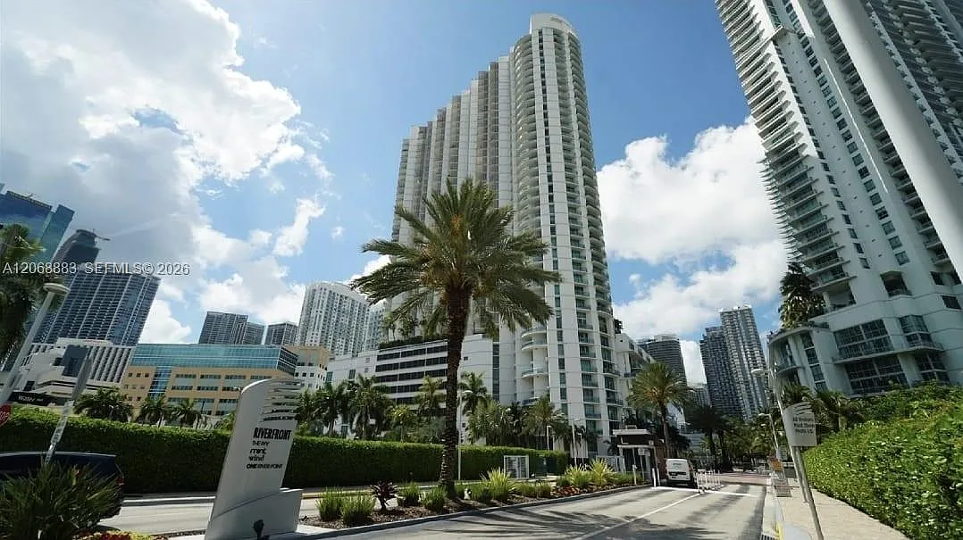 Wind Condo — Photo 2