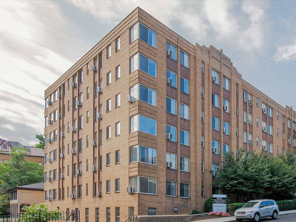 1st image of 2901 18th St NW #110