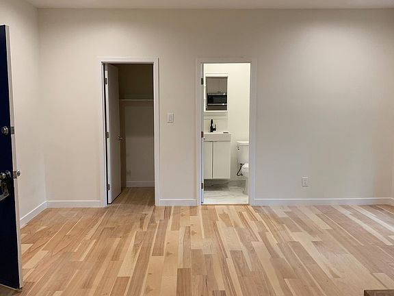 3rd image of 4933 Echo St #2