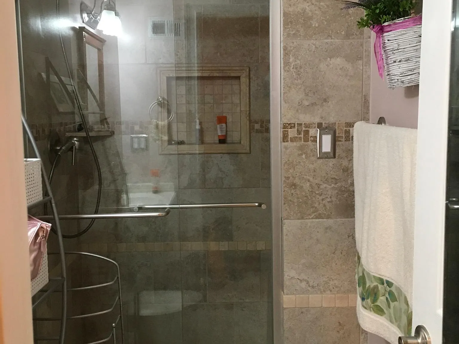 1 bed, 300 sqft, $1,200 — Photo 4