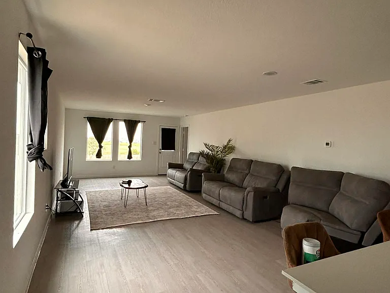 3303 Hilts Trl #2B — Photo 2