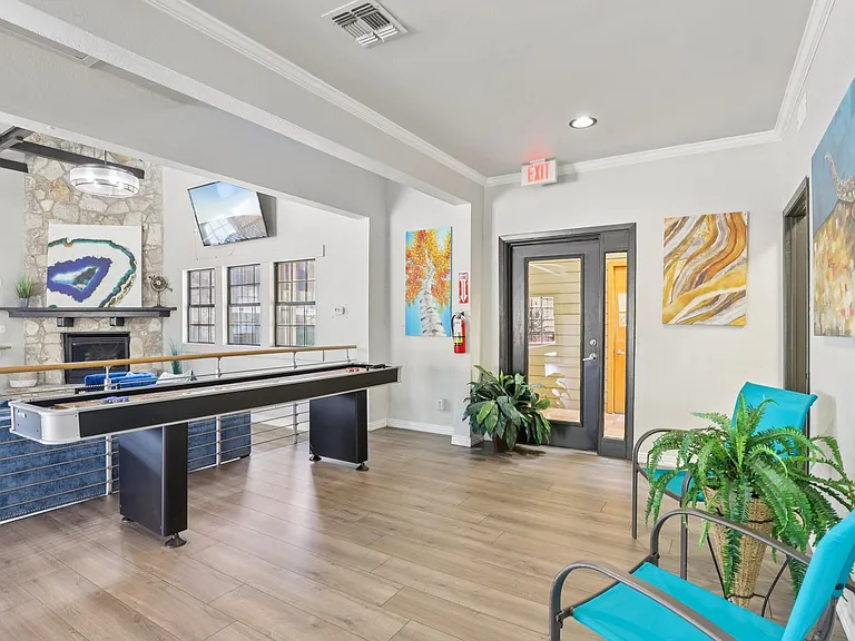 Madeira Apartments at Live Oak — Photo 84