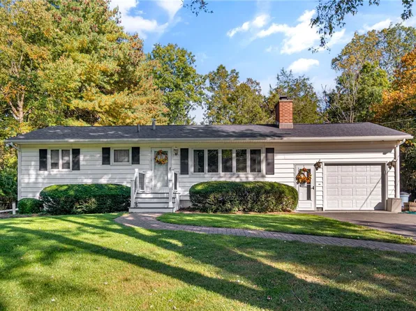 213 Tareyton Dr, Ithaca, NY 14850