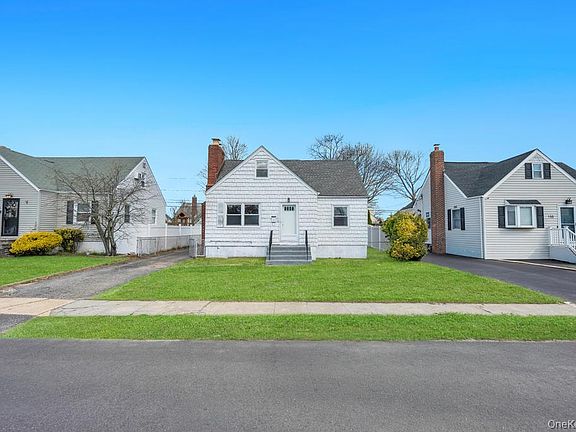 3rd image of 108 Lido Parkway