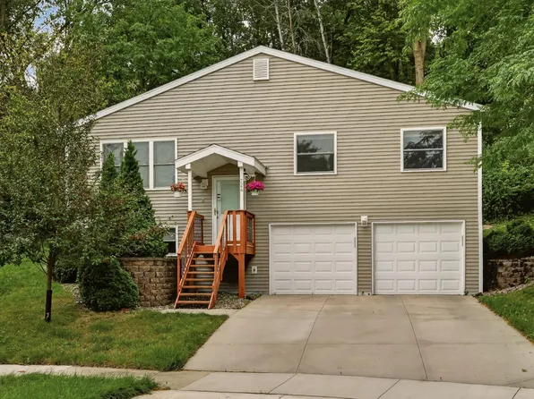 724 20th Ave SW, Rochester, MN 55902