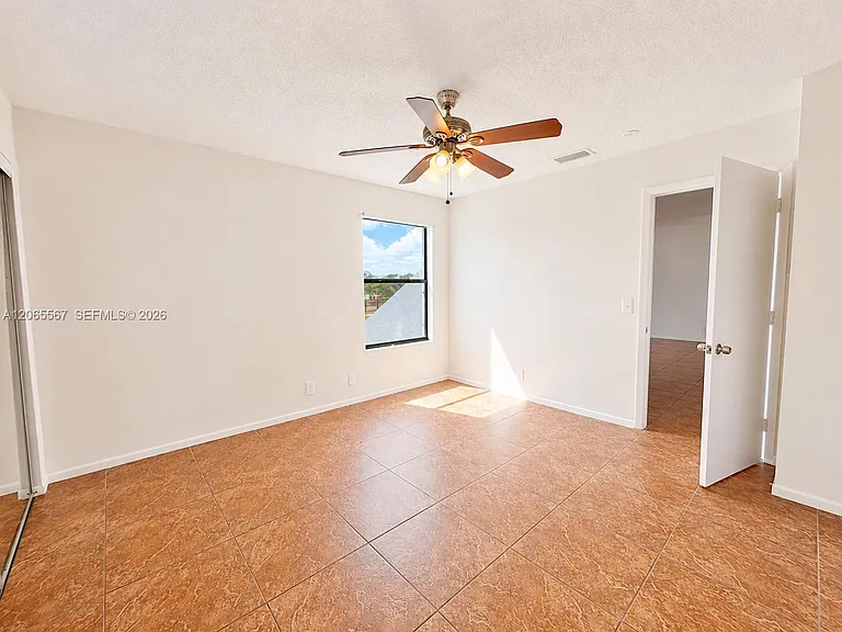 28 Crossings Cir #E — Photo 8