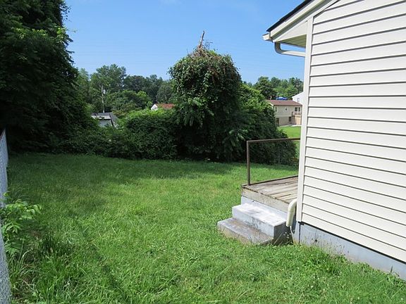 5th image of 115 Big Jane St
