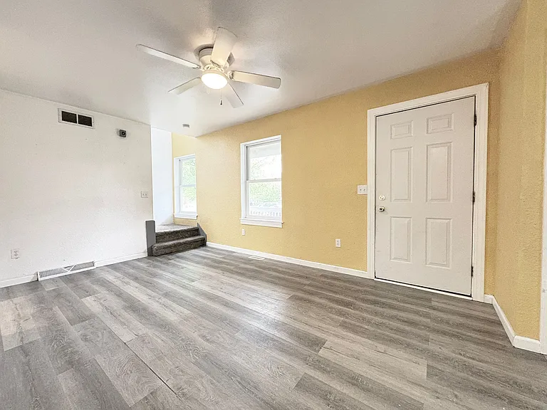 310 Whittemore St — Photo 5