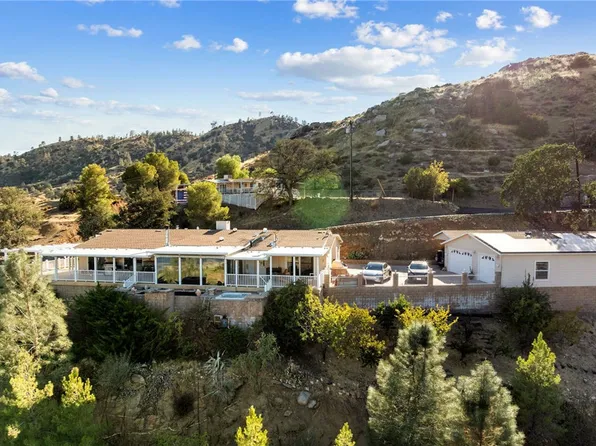 2 Deodar Dr, Wofford Heights, CA 93285