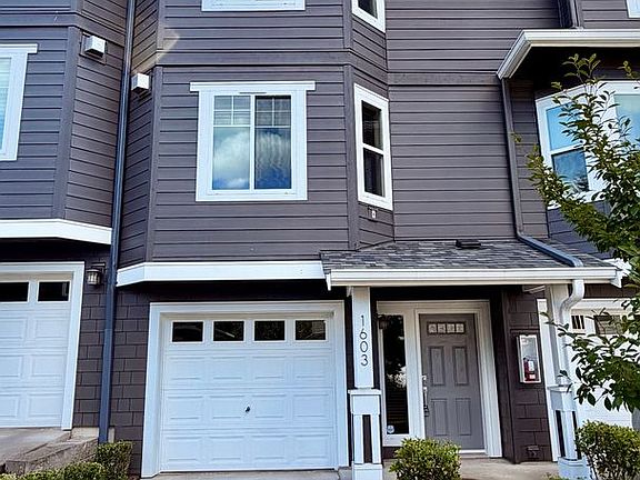 2nd image of 5583 Lakemont Blvd SE APT 1603
