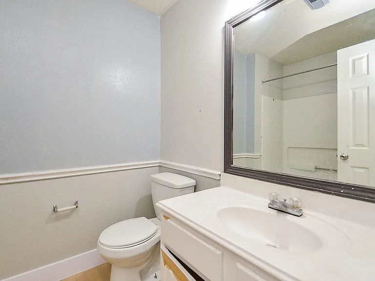 16307 Scotch Hollow Ln — Photo 5