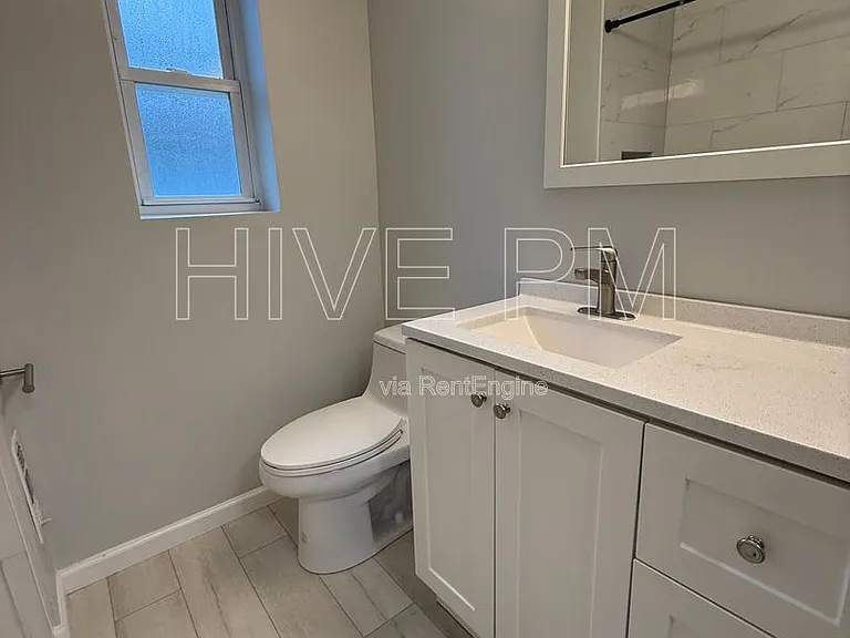 5425 Stewart Ave #4 — Photo 13