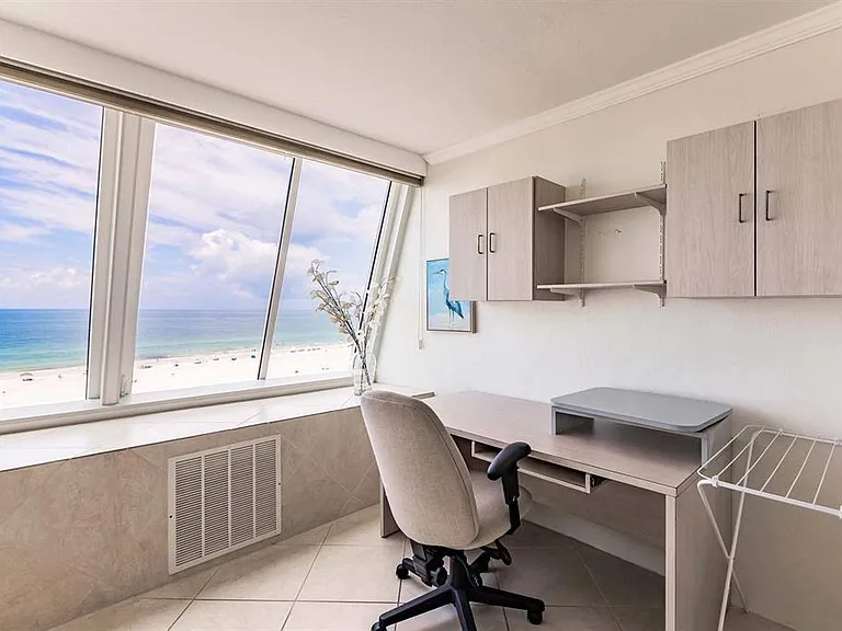 1055 W Peppertree Dr #802AA — Photo 23