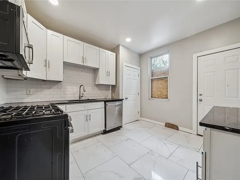 620 Chautauqua St — Photo 6