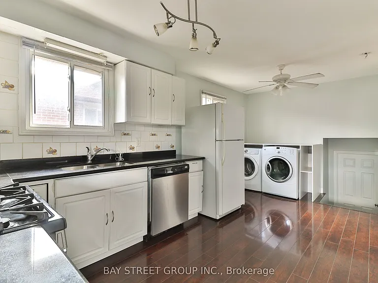489 Fergo Ave #UPPER — Photo 5