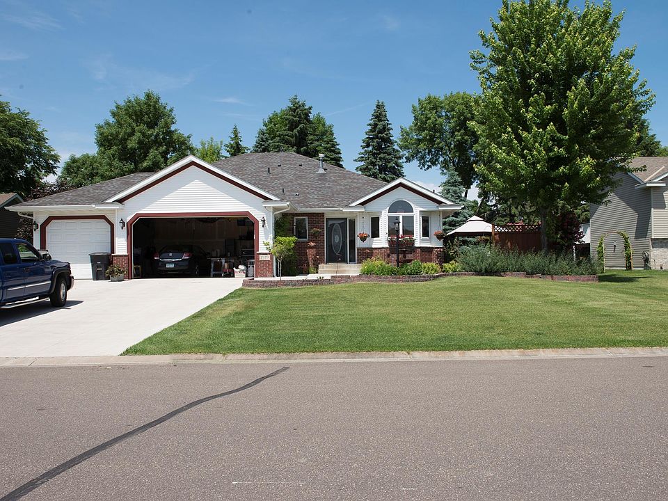 1st image of 1319 15th Ave SE