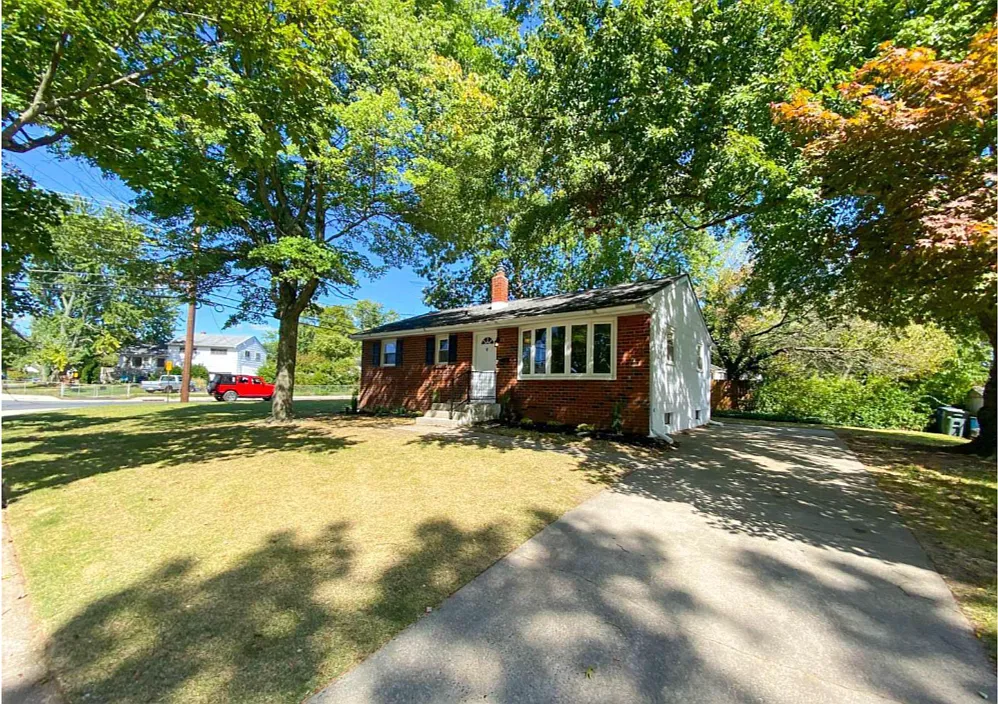 Building Photo - 622 Fairmount Dr