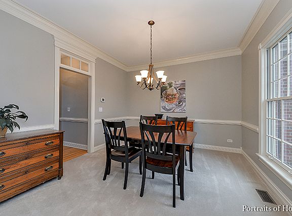 4th image of 26W361 Glen Eagles Dr