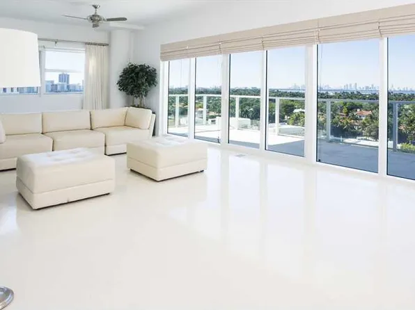 6103 Aqua Ave APT 905, Miami Beach, FL 33141