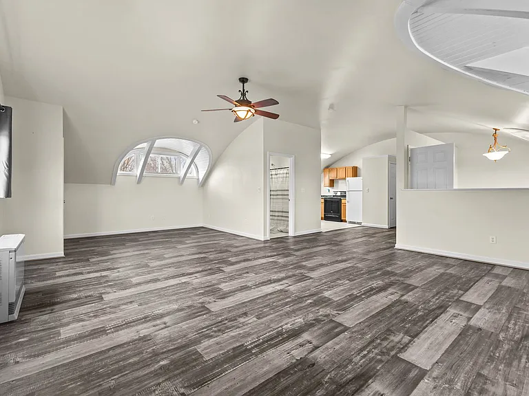 128 Grand Ave — Photo 1