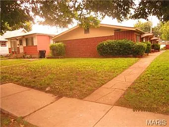 6735 Vernon Ave photo 1