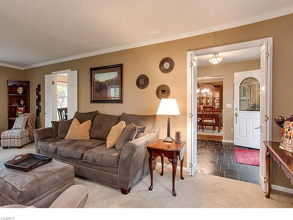 5th image of 9260 Idlewood Dr