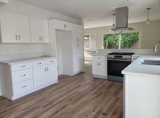 2124 Pamela St, Oxnard, CA 93036
