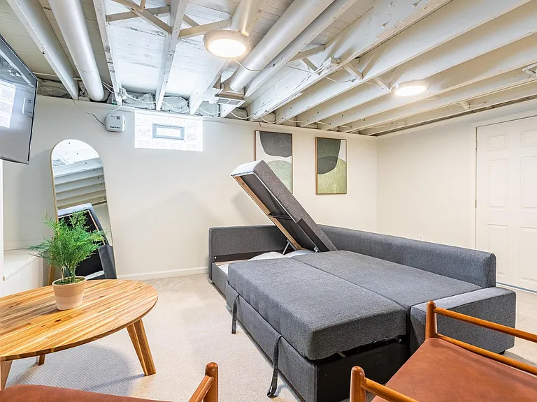 575 Blunk St — Photo 28