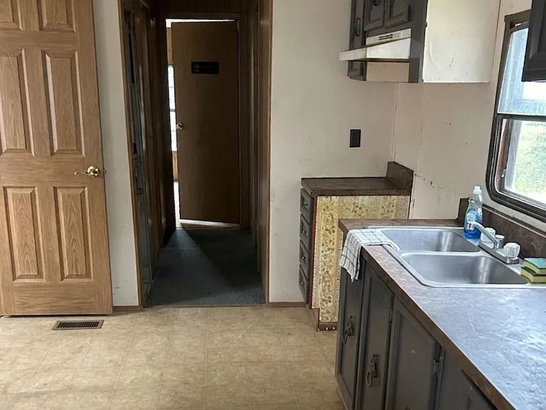 Meadowlark MHC LLC - Rent to Own — Photo 9