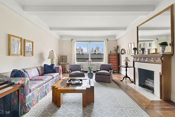 1st image of 45 E 85th St #9B