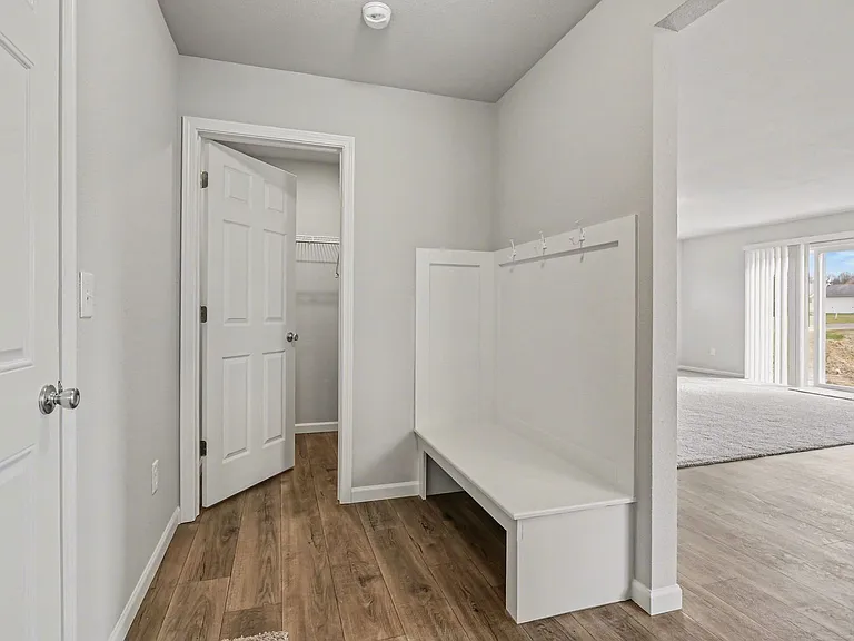 1030 Maple Ave — Photo 15