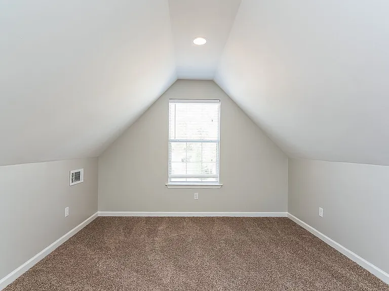 5820 Lillian Bend Dr — Photo 12