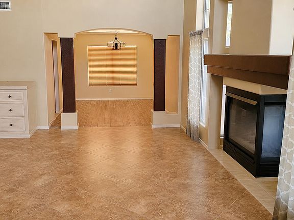 4th image of 14138 N 158th Ct