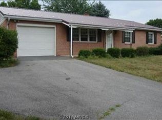 1297 3rd Ave, Chambersburg, PA