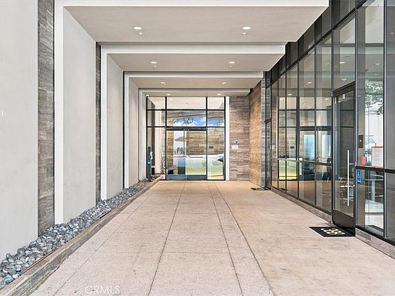 3rd image of 388 Cordova St #505