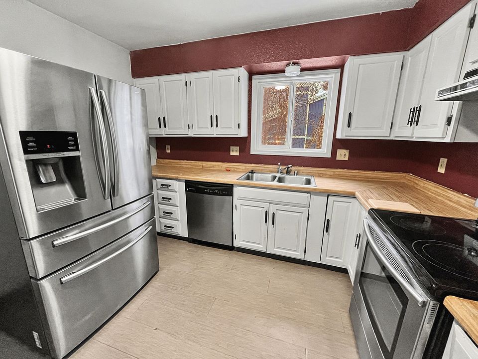 1st image of 8420 E 32nd Ave #B