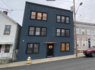 514 State St APT 6, Hudson, NY 12534