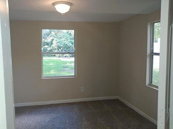 4th image of 7846 Galveston Ave