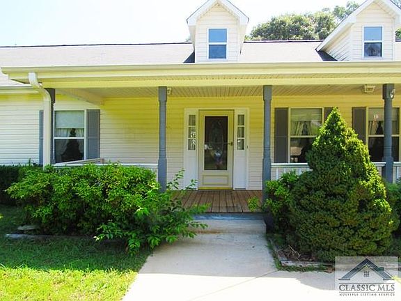 2nd image of 424 Stillwood Dr